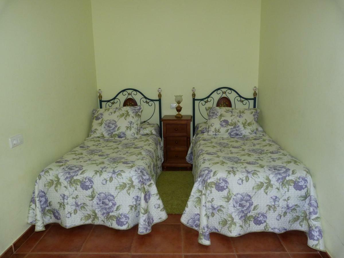 Trabanca Casa Rural La Fuente מראה חיצוני תמונה