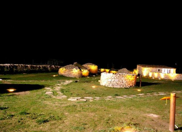 Trabanca Casa Rural La Fuente מראה חיצוני תמונה